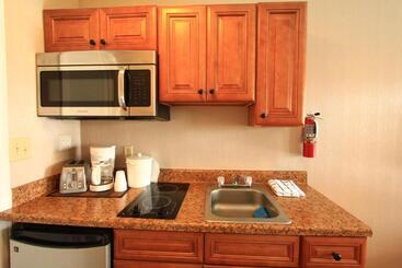 مُتل Colton Court Motor Inn