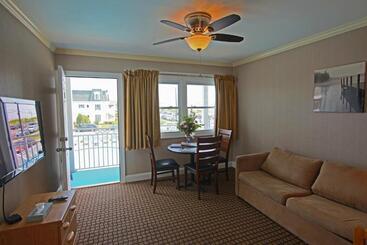 مُتل Colton Court Motor Inn