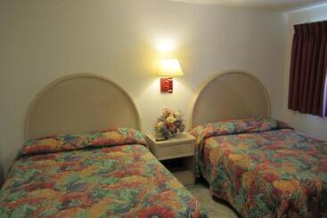 استراحتگاه Apollo Motel