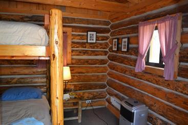 استراحتگاه Escalante Outfitters