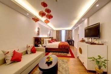 The Hotel Hindusthan International