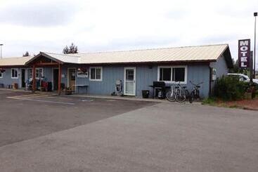 The Pioneer Motel