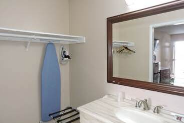 American Inn Motel