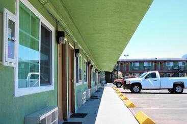 American Inn Motel