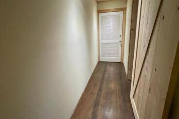 تختخواب و صبحانه Shaka Shak Guest House