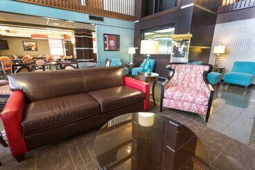 هتل Drury Inn & Suites Springfield Mo