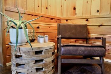 هتل Lake Front Cabins