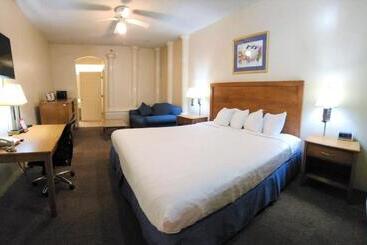 مُتل Flamingo Inn