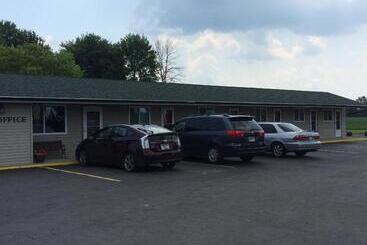 مُتل Relax Inn  Saginaw