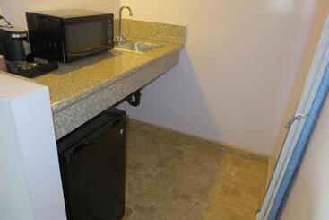 Park Cienega Motel