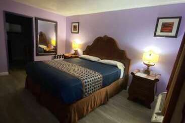 Walden Motel