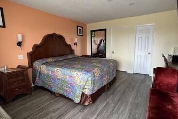 Walden Motel