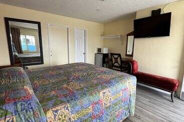 Walden Motel
