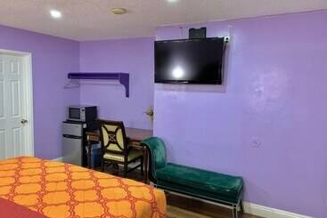 Walden Motel