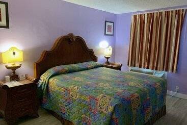 Walden Motel