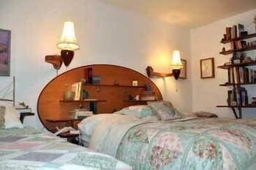 Whalesong Bed And Breakfast