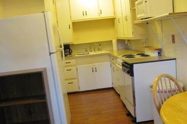 A Downtown Hideaway Bed And Breakfast