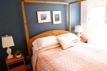 An English Garden Bed & Breakfast