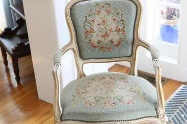An English Garden Bed & Breakfast