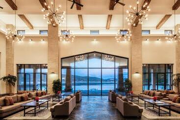 هتل High Mountain Resort Shangri La