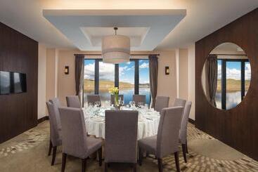 هتل High Mountain Resort Shangri La