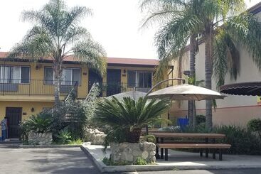 مُتل Casa Bella Inn Downtown La