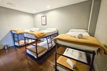 Hostel Backpacker Solopuent