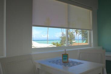 هتل Green Coast Beach