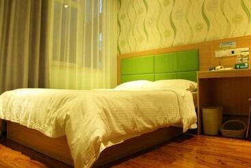 هتل Greentree Alliance Shandong Yantai Yingchun Street Green Homeland