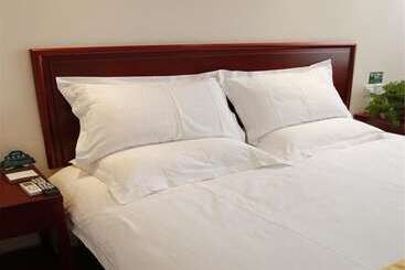 هتل Greentree Inn Beijing Yanqing Railway Station