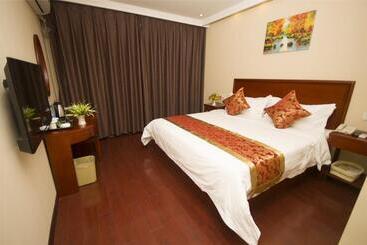 هتل Greentree Inn Liaoning Chaoyang City Chaoyang Street Fangzhi Road Express