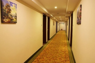 هتل Greentree Inn Guangxi Yulin Jincheng Commercial Building Shell