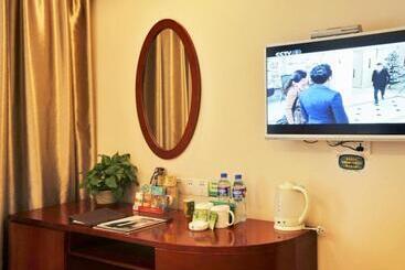 هتل Greentree Inn Hebei Zhangjiakou Jinding Ci’er Mountain Road Business