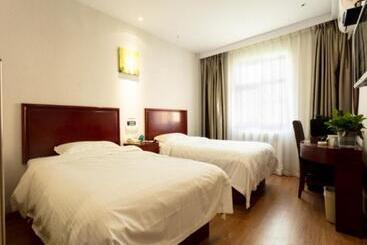 هتل Greentree Inn Hebei Zhangjiakou Jinding Ci’er Mountain Road Business