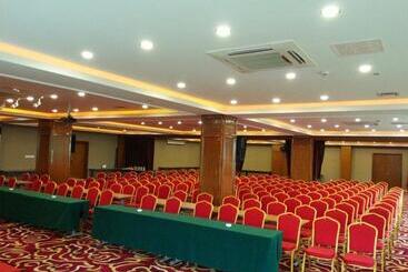 هتل Greentree Inn Huzhou South Street Chaoyin Bridge Business
