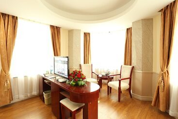 هتل Greentree Inn Jieyang Municipal Government Express