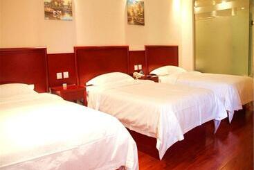 هتل Greentree Inn Neimenggu Tongliao Railway Station Jianguo Road Express