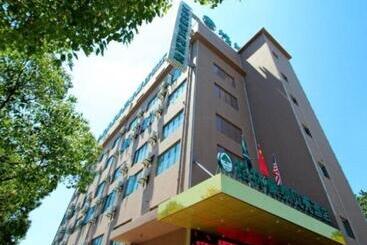 هتل Greentree Inn Shanghai Baoshan 128 Memorial Road Tonghe Road Shell