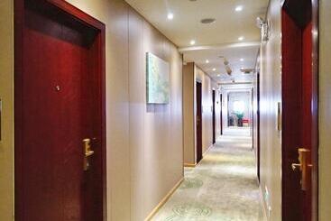 هتل Greentree Inn Shanghai Baoshan 128 Memorial Road Tonghe Road Shell