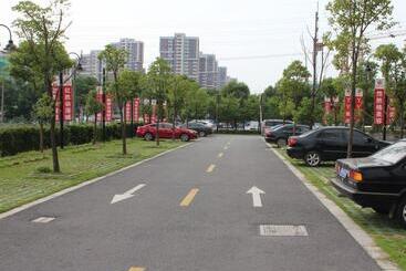 هتل Greentree Inn Shanghai Jiading Newtown Malu Subway Station Business