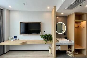 هتل Greentree Inn Xuzhou West District Huohua Shell
