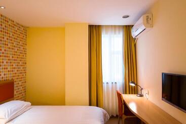 هتل Home Inn Tianjin Guwenhua Street Jinwei Road