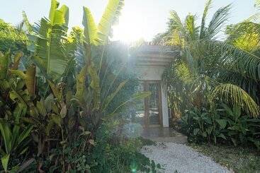 هتل Bamboo Zanzibar