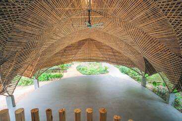 هتل Bamboo Zanzibar