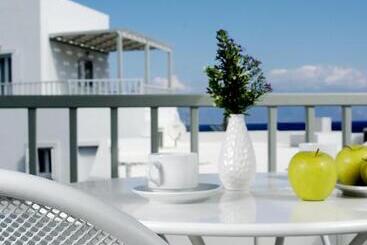 هتل Filoxenia Apartments