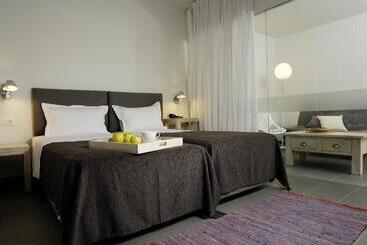 هتل Filoxenia Apartments