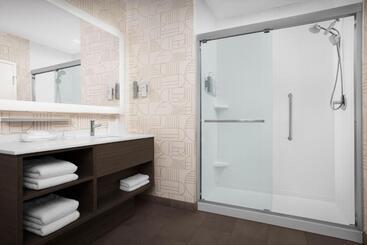 هتل Home2 Suites By Hilton Chattanooga East Ridge