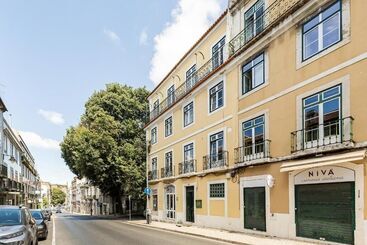 هتل Metropolitan Lisbon Janelas Verdes