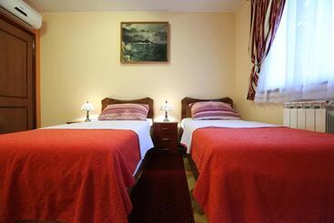 Apartments & Rooms Vienna - Osijek