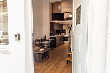 Neva S Apartment S In Center Chania 1 & 2